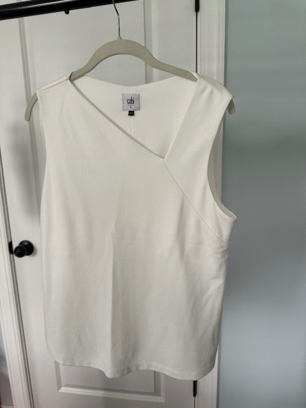 Cabi Duchess Tank white Sz M NWOT
